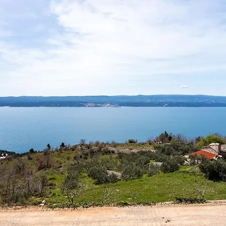 Kira-for Ideal Getaway Villa Lokva Rogoznica