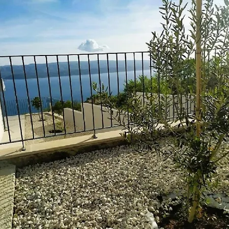 Kira-for Ideal Getaway Villa Lokva Rogoznica